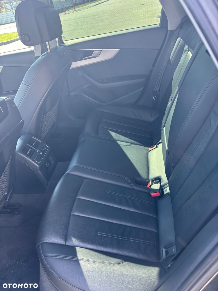 Audi A4 Limousine - 6