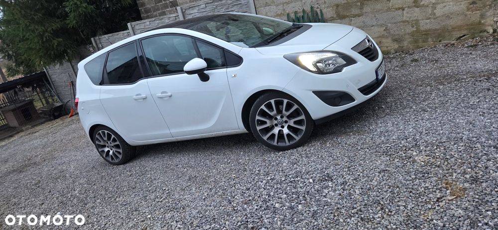 Opel Meriva 1.4 Design Edition - 9