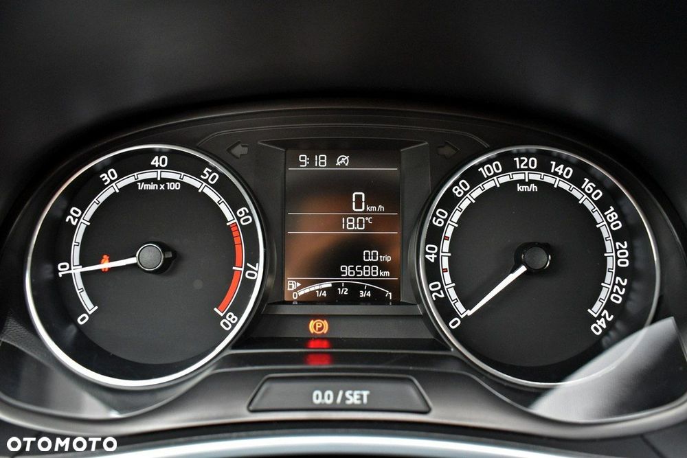 Skoda Fabia 1.0 TSI Ambition - 16