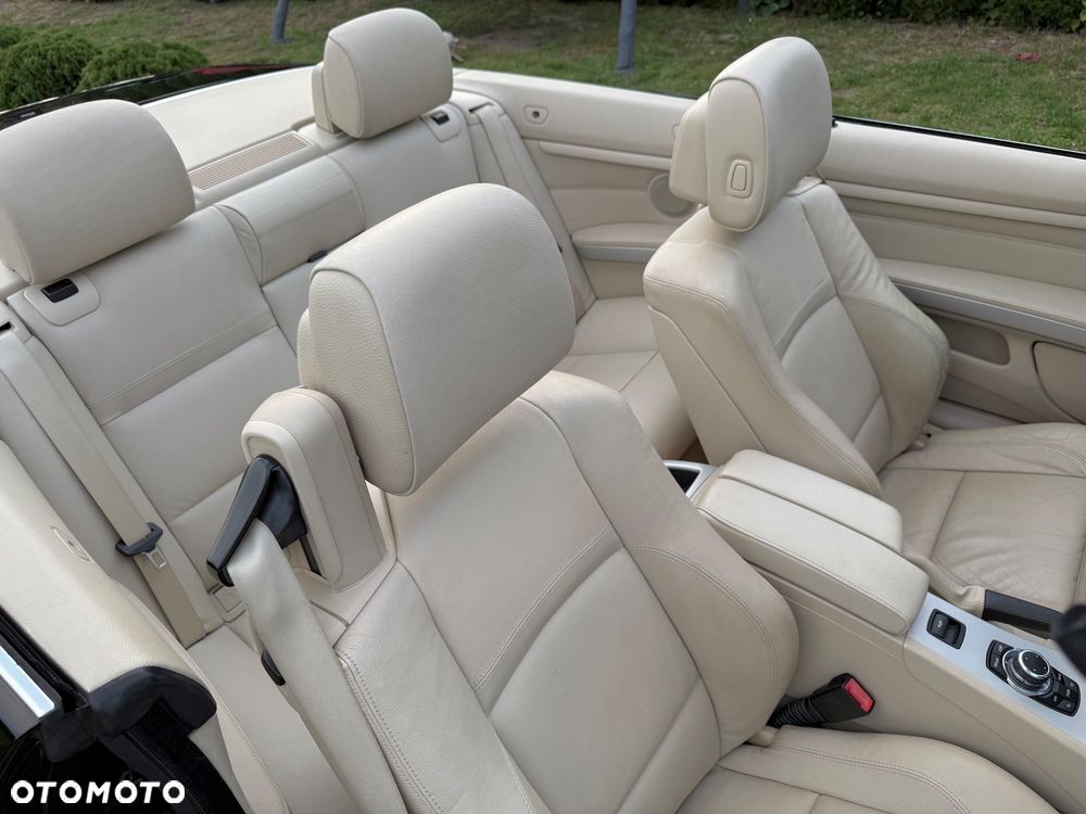 BMW Seria 3 320d DPF Edition Exclusive - 12
