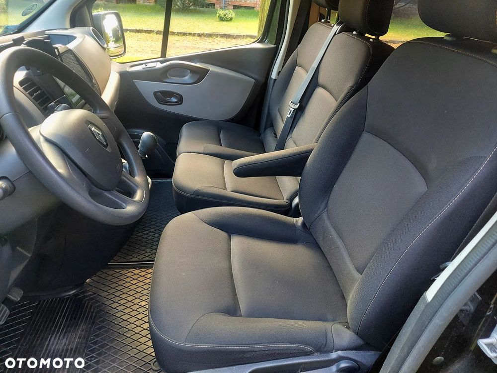 Renault Trafic - 17
