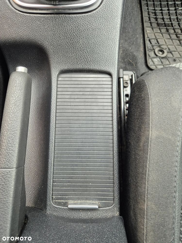 Volkswagen Jetta 1.6 TDI DPF Comfortline - 21