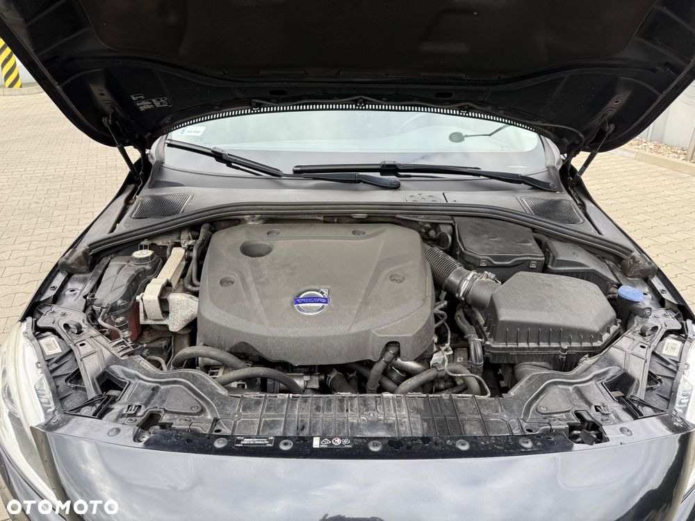 Volvo V60 D4 Drive-E Momentum - 12