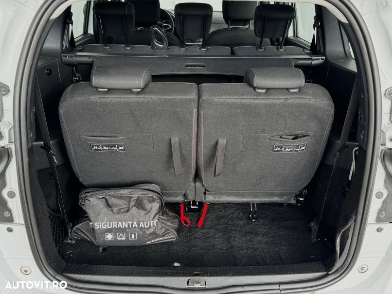 Dacia Lodgy 1.5 Blue dCi Laureate - 9