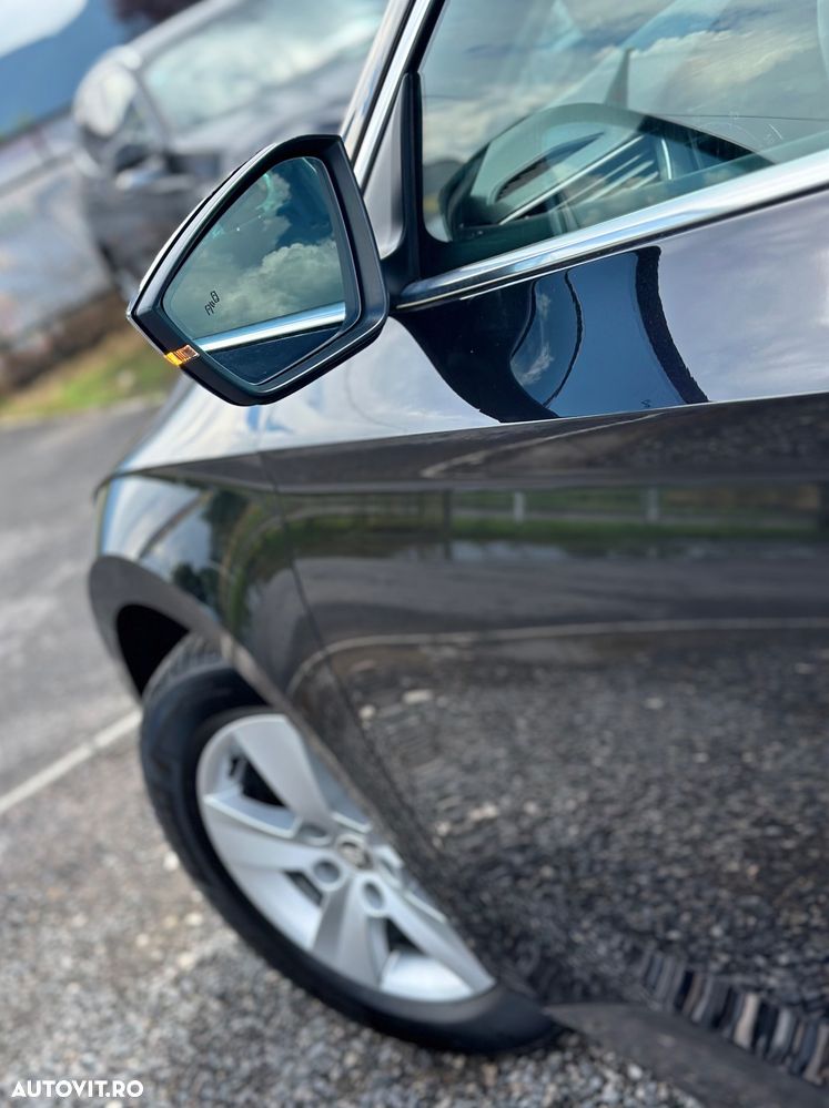 Skoda Superb 1.6 TDI DSG Ambition - 14
