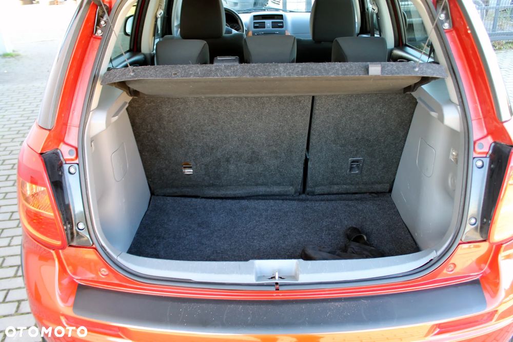 Suzuki SX4 1.6 GS / Premium 4WD - 15