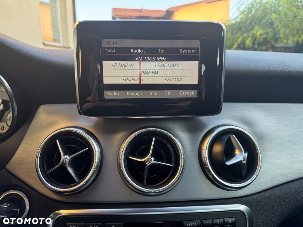 Mercedes-Benz CLA 180 - 24