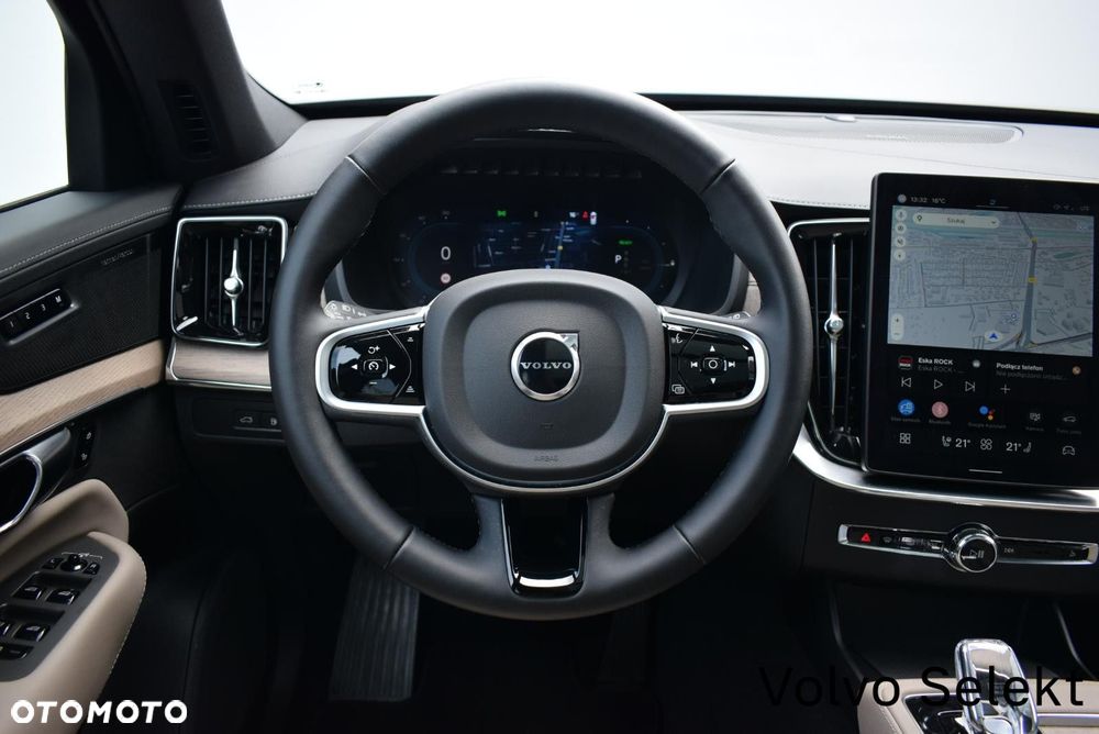 Volvo XC 90 - 21