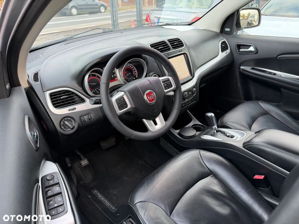 Fiat Freemont 2.0 Multijet 16V DPF Automatik Allrad Lounge - 37