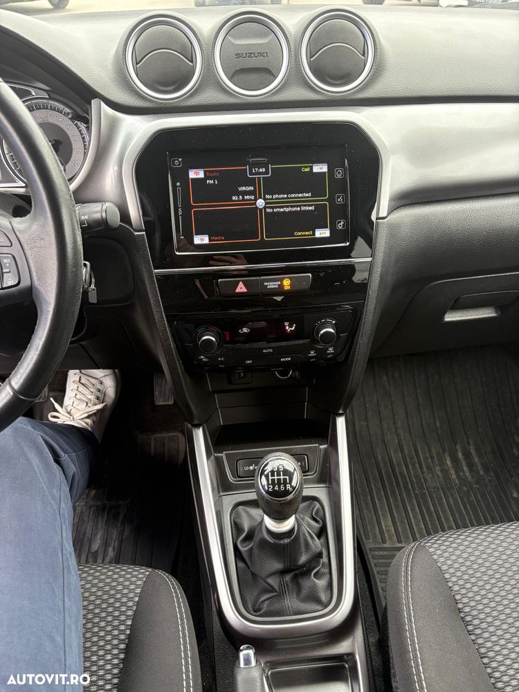 Suzuki Vitara 1.4 Boosterjet MHEV Passion - 10