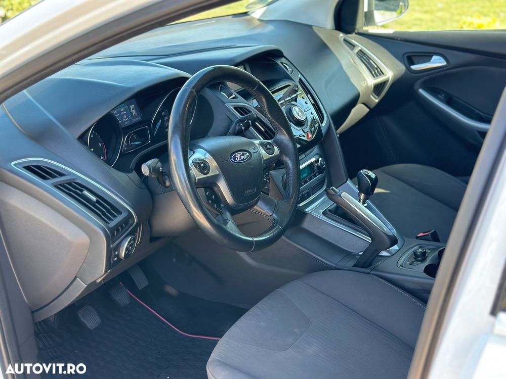 Ford Focus - 29