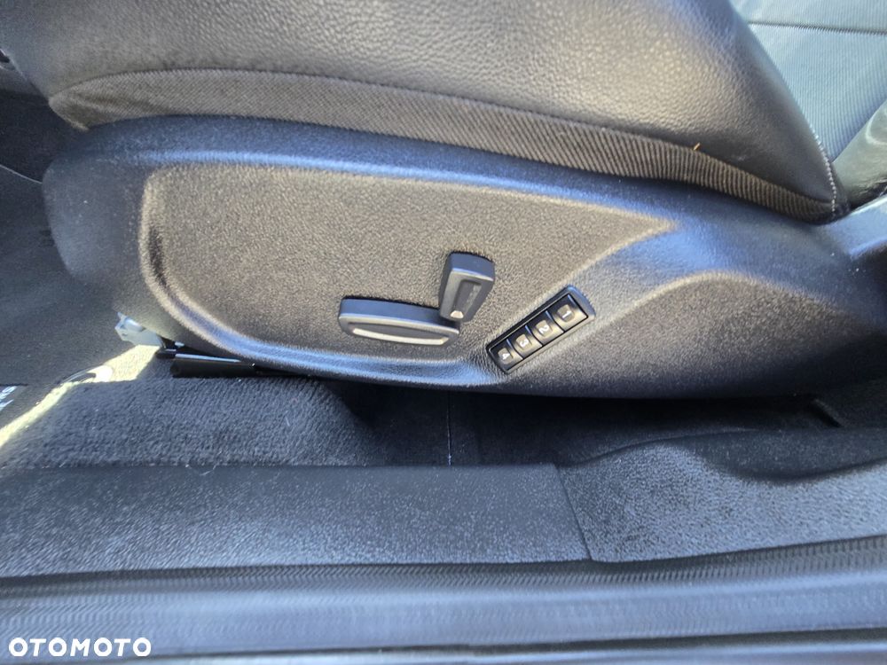 Ford Mondeo 2.0 TDCi Titanium LXS - 16