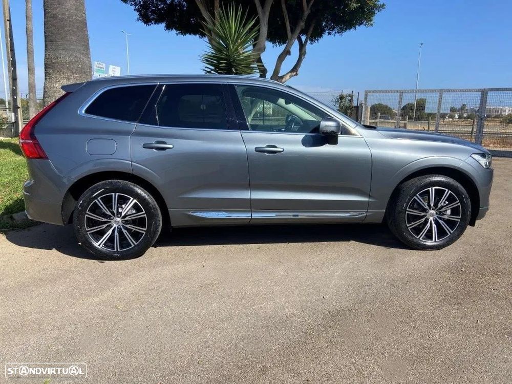 Volvo XC 60 2.0 D4 Inscription AWD Geartronic - 3
