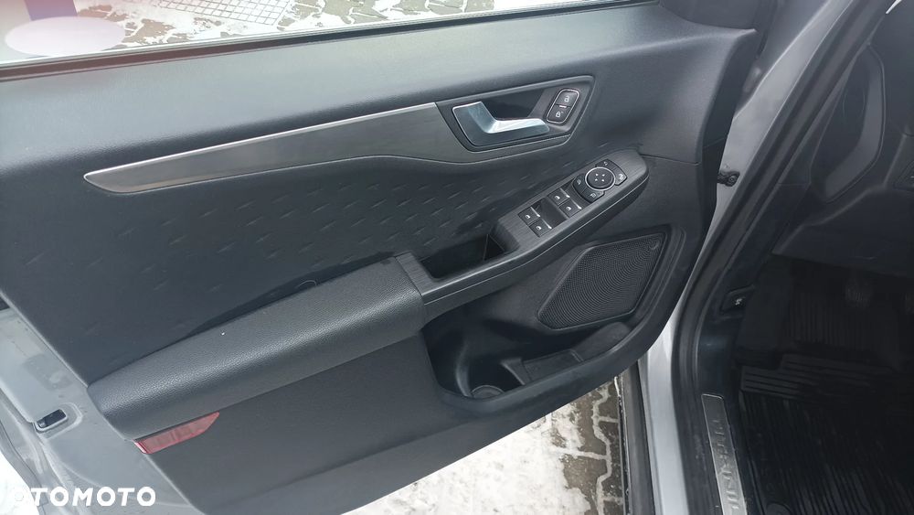 Ford Kuga 2.0 TDCi FWD Titanium - 18