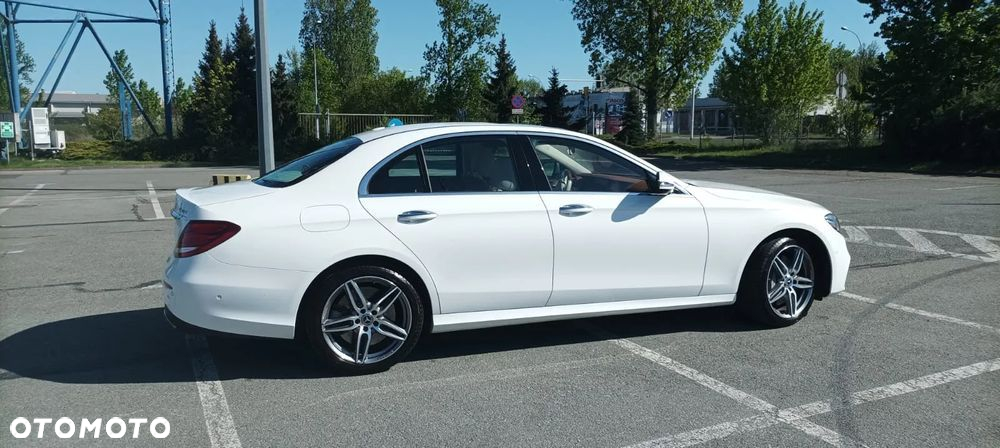 Mercedes-Benz Klasa E 450 4Matic 9G-TRONIC AMG Line - 2