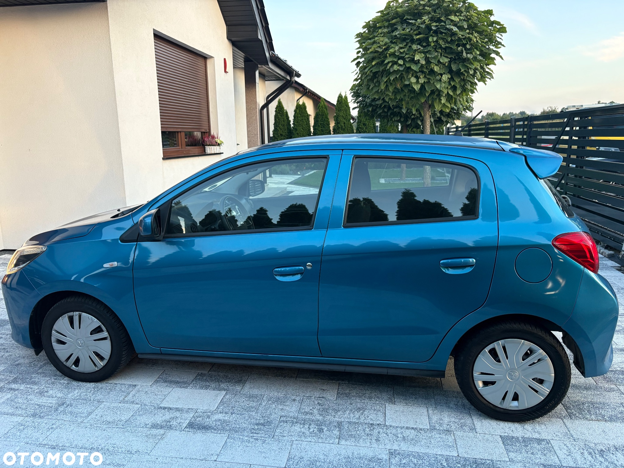 Mitsubishi Space Star 1.2 Select - 10