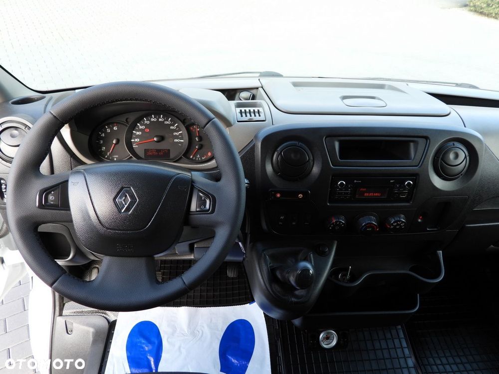 Renault MASTER FURGON TEMPOMAT PNEUMATYKA BLIŹNIACZE KOŁA KLIMATYZACJA  165KM - 29