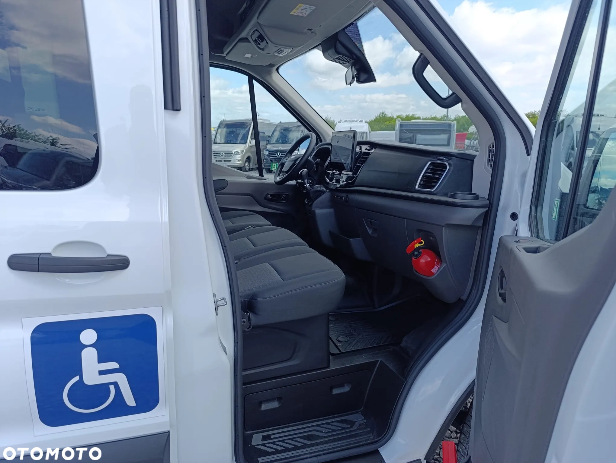 Ford Transit - 14