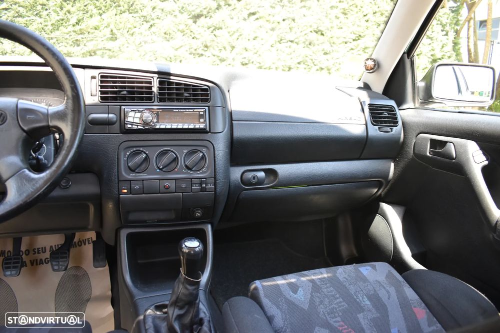 VW Golf 1.6 GT - 9