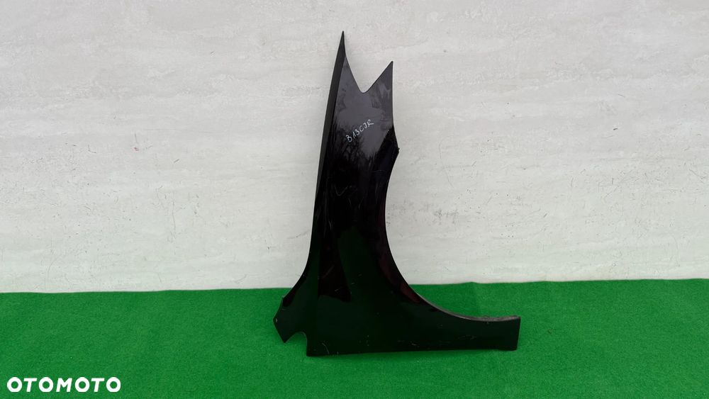 VW GOLF 7 VII 12-17 ROK 5G PRAWY BŁOTNIK PRZÓD 5G0821106A B13CJR