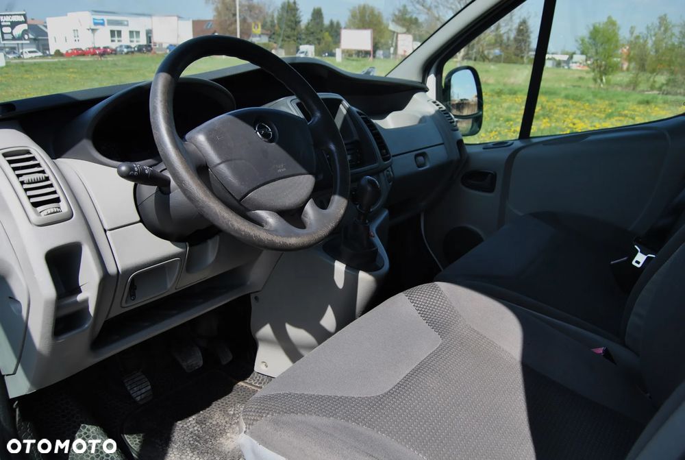 Opel Vivaro - 5
