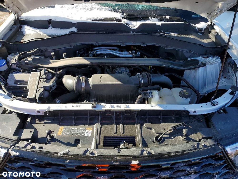 Ford Explorer EcoBoost Plug-in Hybrid ST-LINE - 11