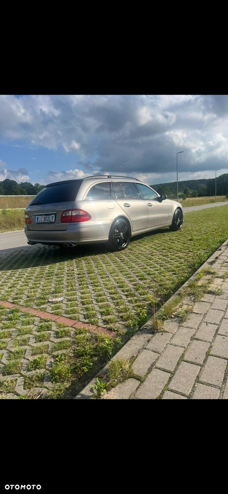 Mercedes-Benz Klasa E 320 4-Matic T Elegance - 5