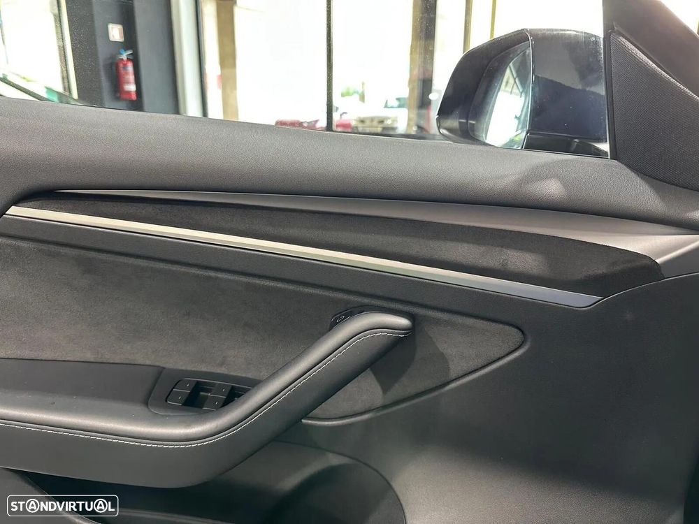 Tesla Model 3 Standard RWD - 44