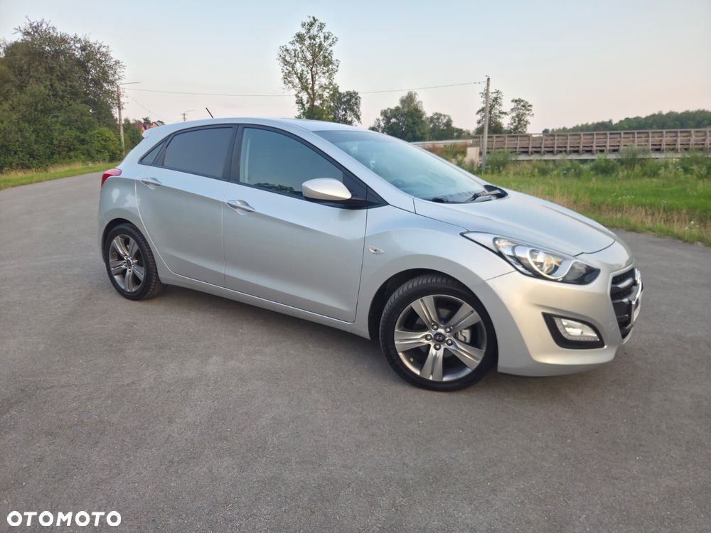 Hyundai i30 1.4 Family+ - 2