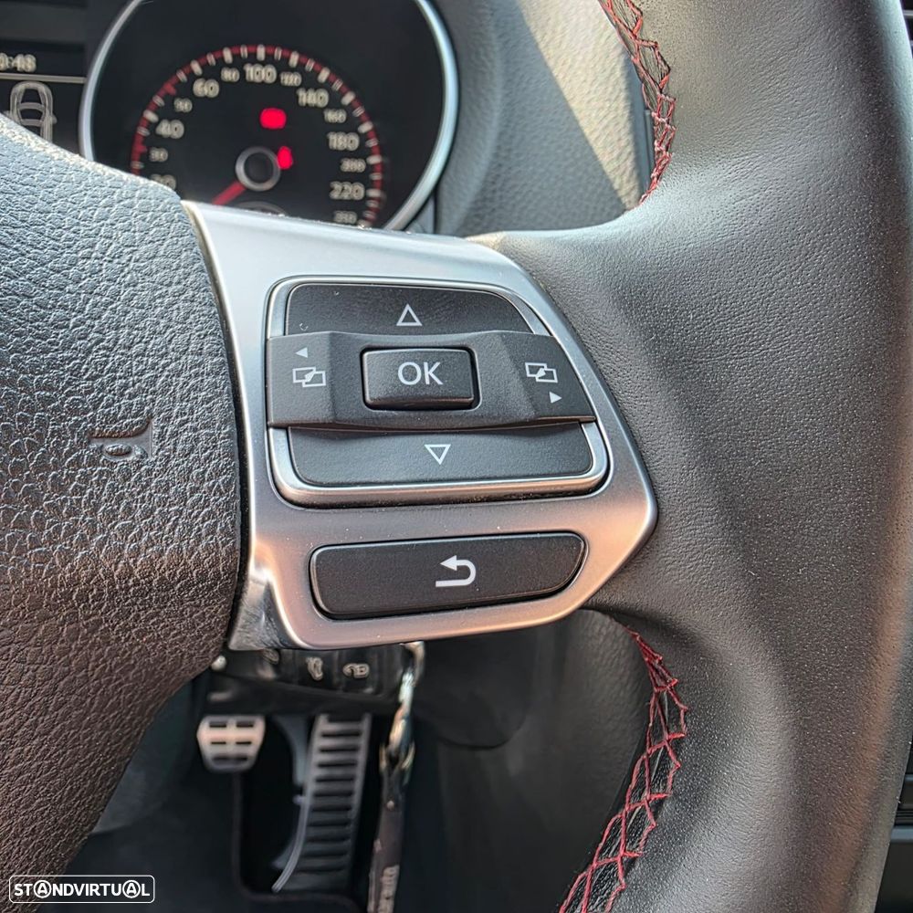 VW Golf 2.0 TSi GTI - 21