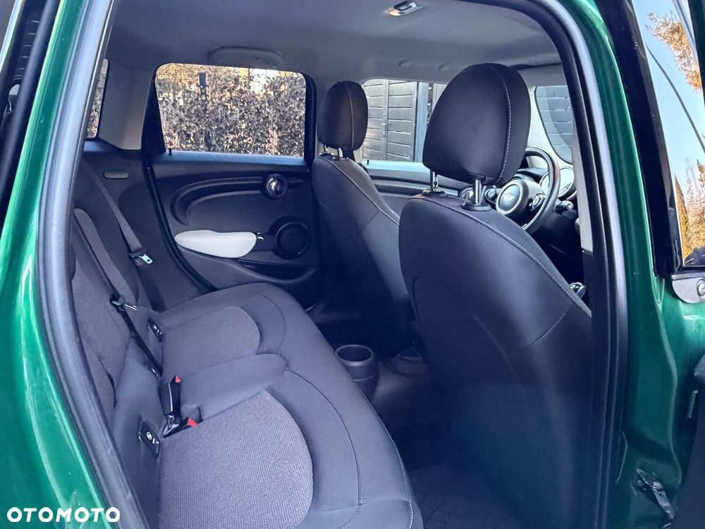MINI Cooper Multitone Edition - 21