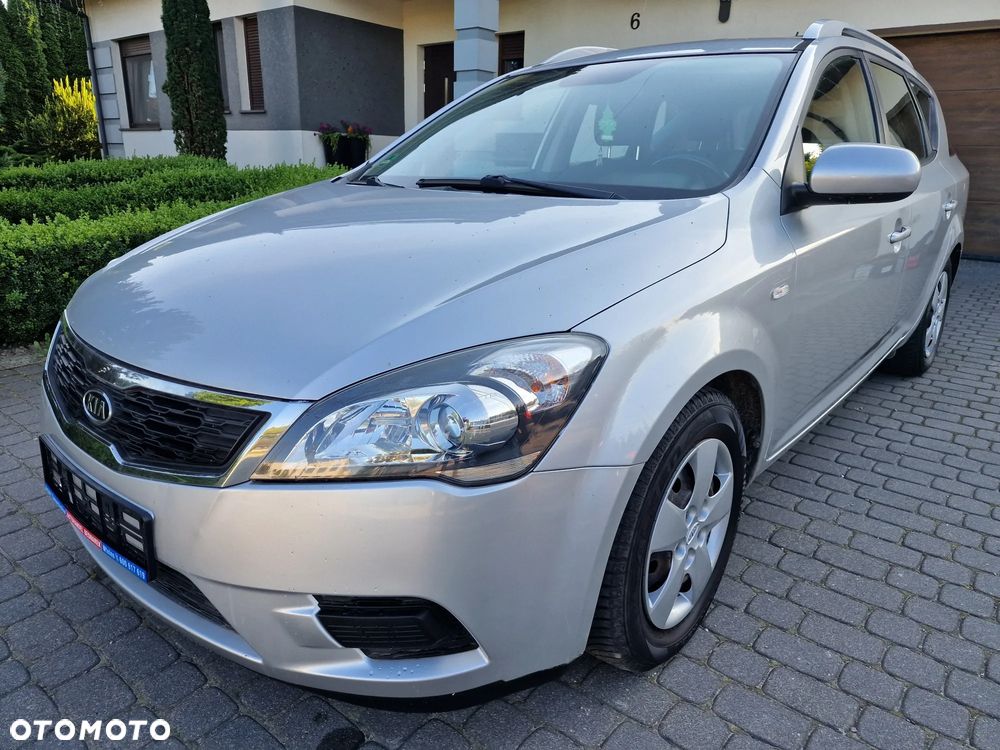 Kia Ceed 1.4 CVVT Spirit - 11
