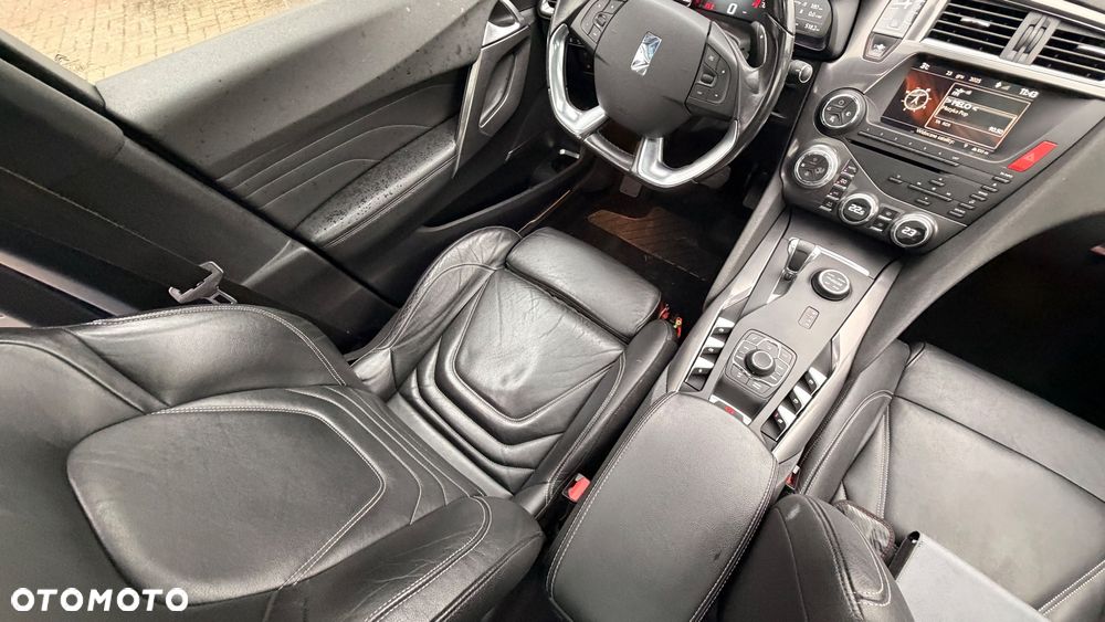 Citroën DS5 Hybrid4 EGS6 SportChic - 6