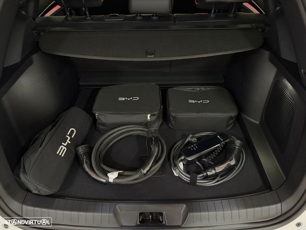 BYD Seal U 1.5 DM-i Comfort - 12