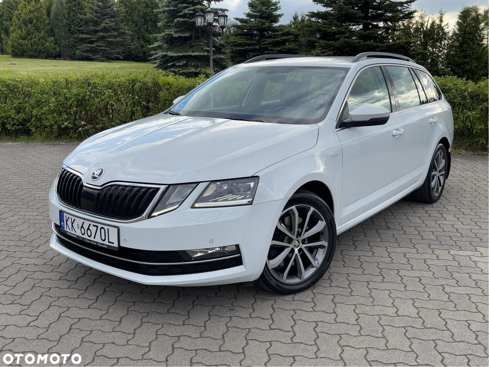 Skoda Octavia 2.0 TDI 4x4 L&K DSG - 1