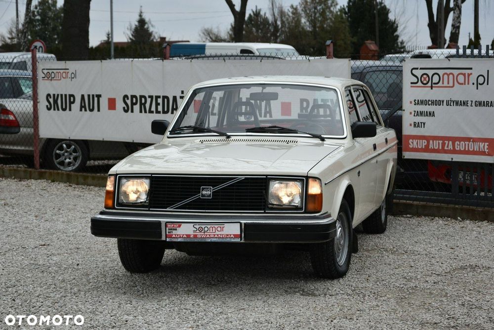Volvo Seria 200 - 2