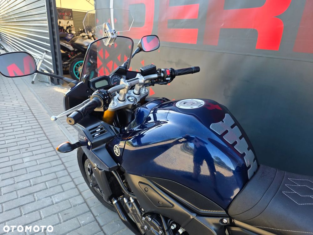 Yamaha FZ - 9