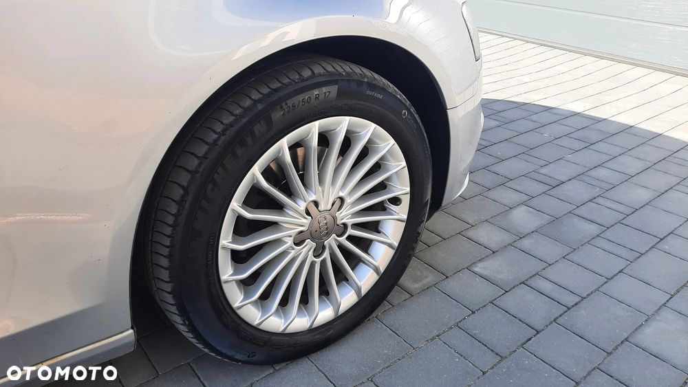 Audi A4 2.0 TDI S tronic - 12