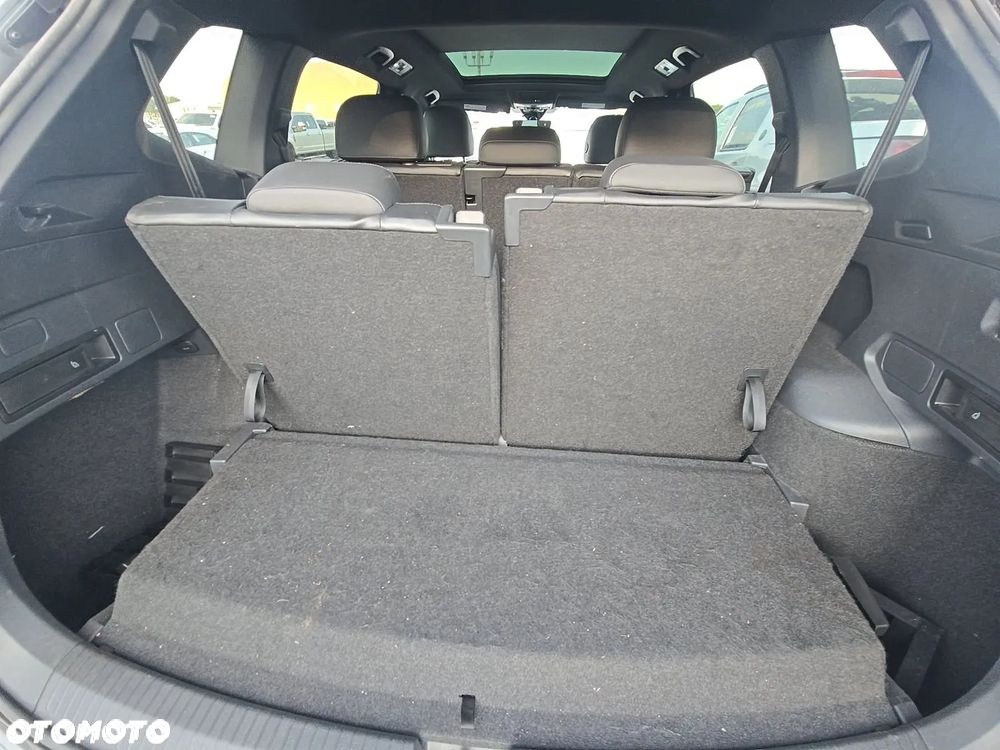 Volkswagen Tiguan - 11