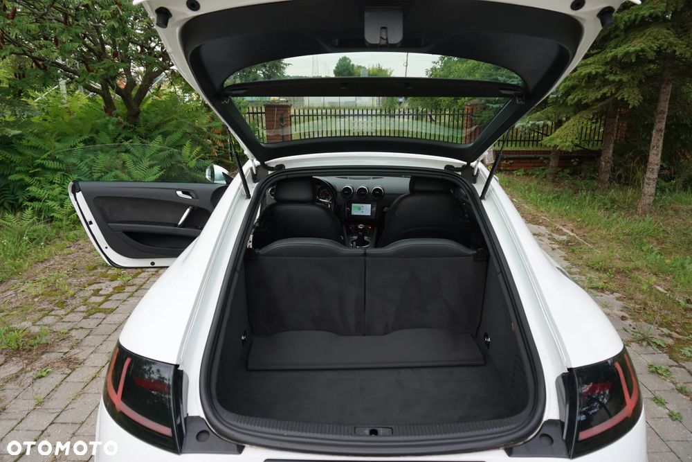 Audi TT S Coupé Standard - 33