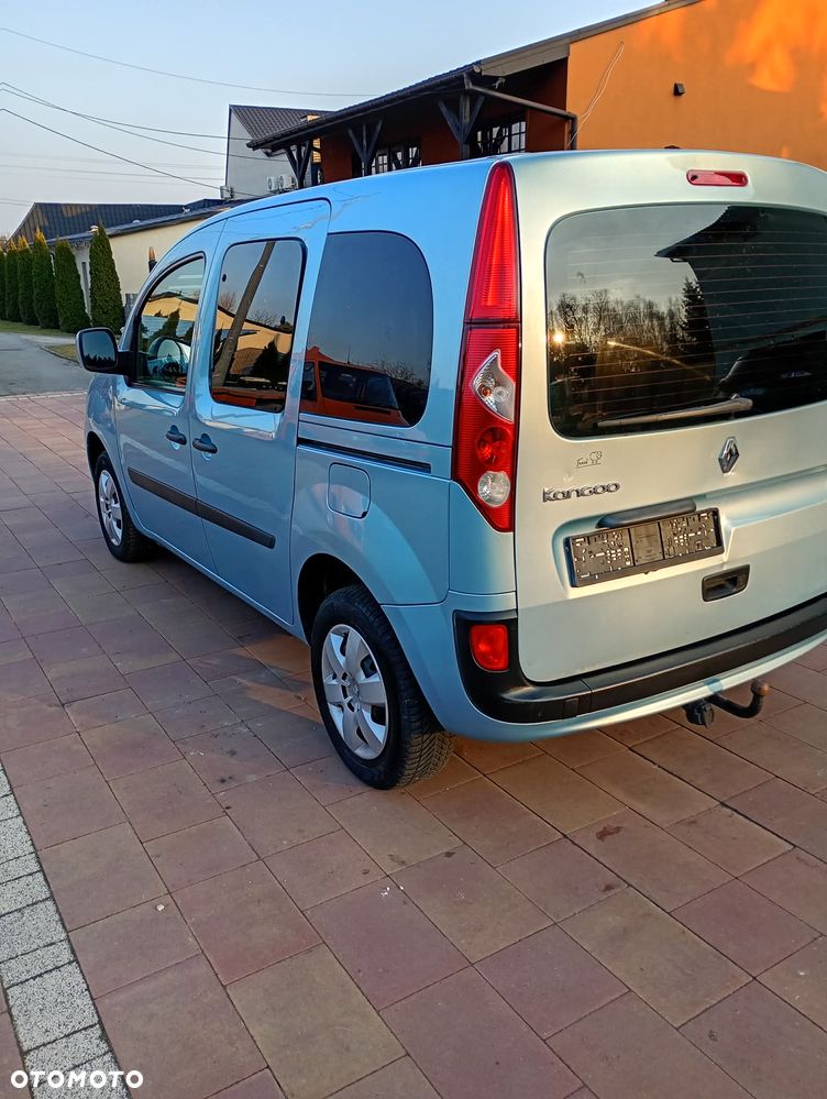Renault Kangoo 1.6 8V Happy Family - 11