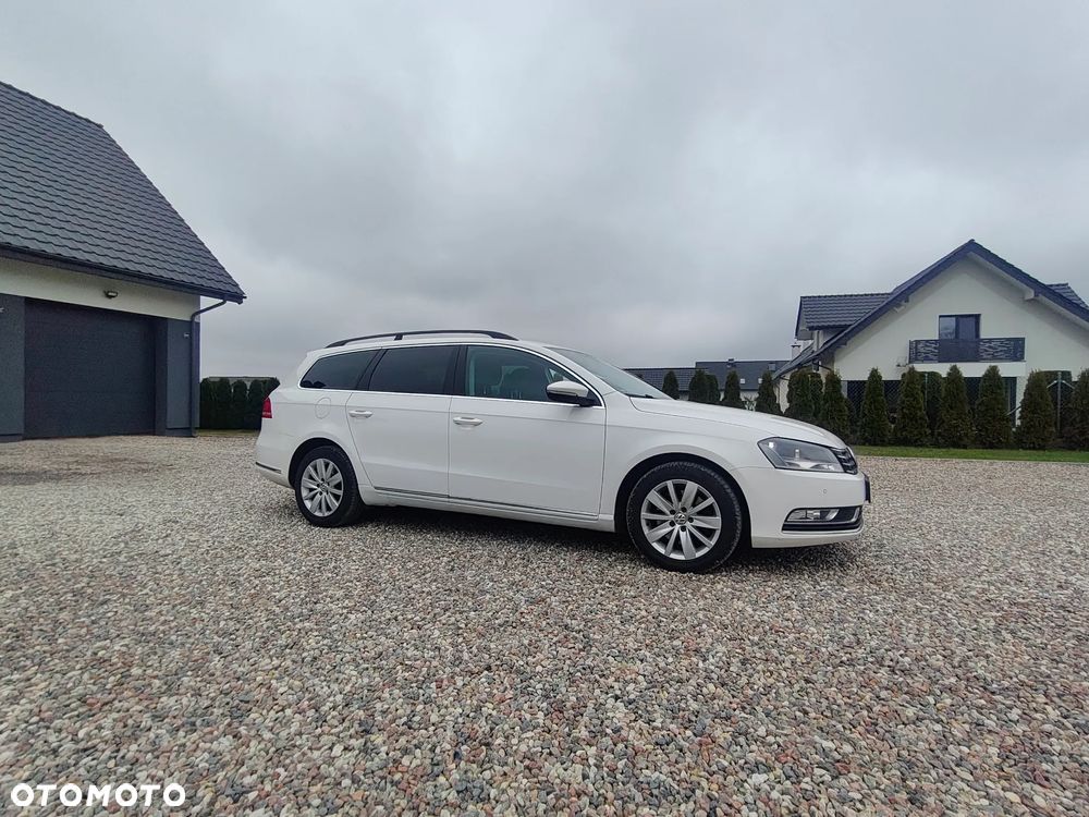 Volkswagen Passat - 20