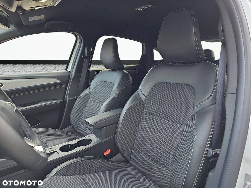 Renault Arkana TCe Mild Hybrid 140 EDC Techno - 13