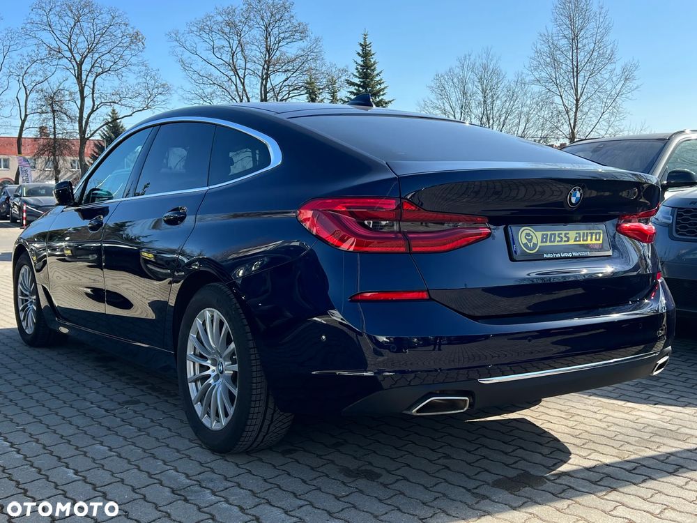 BMW 6GT - 6