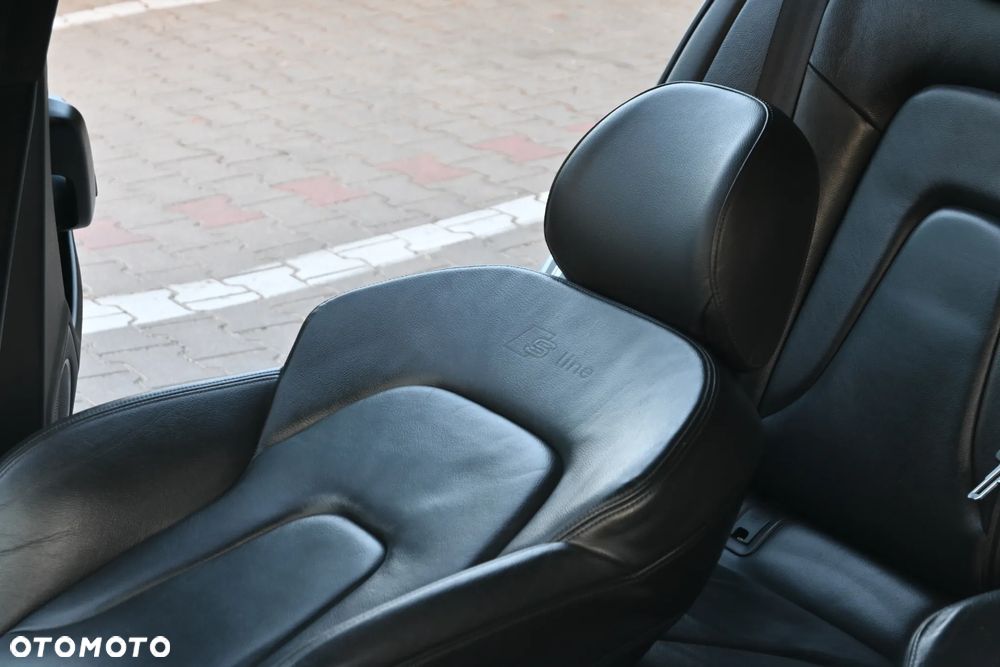 Audi A4 Limousine 2.0 TFSI S line Sportpaket (plus) - 22