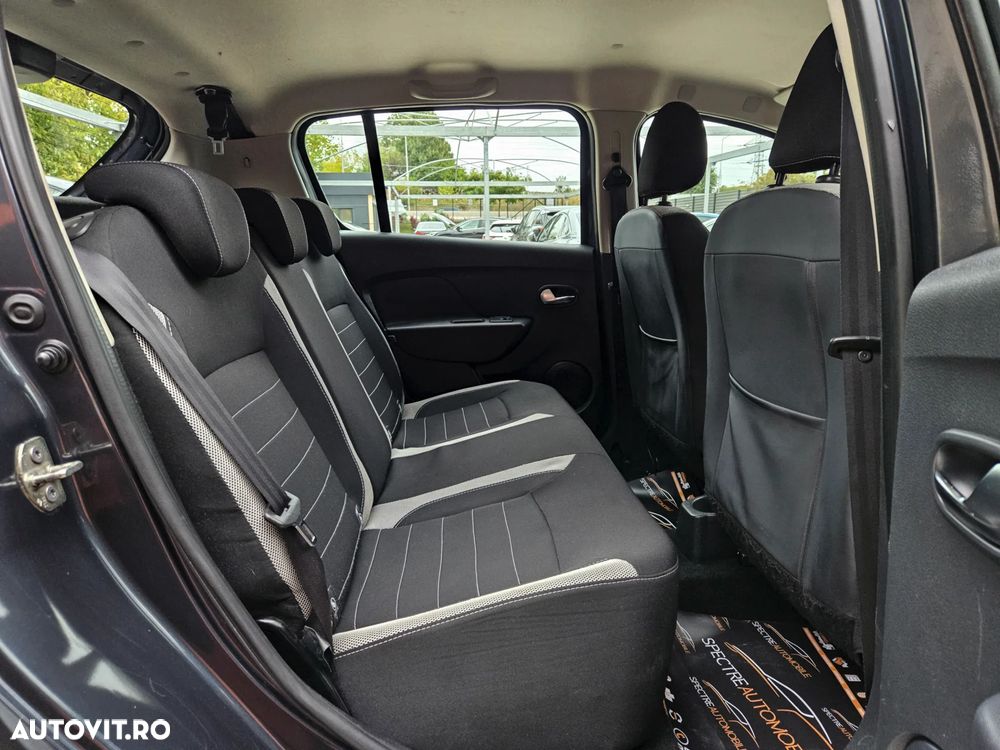 Dacia Sandero Stepway Blue dCi 95 Prestige - 12