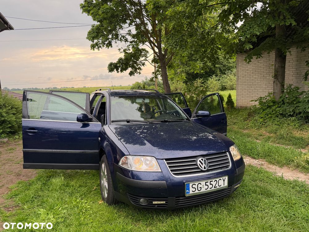 Volkswagen Passat 1.9 TDI Comfortline - 1