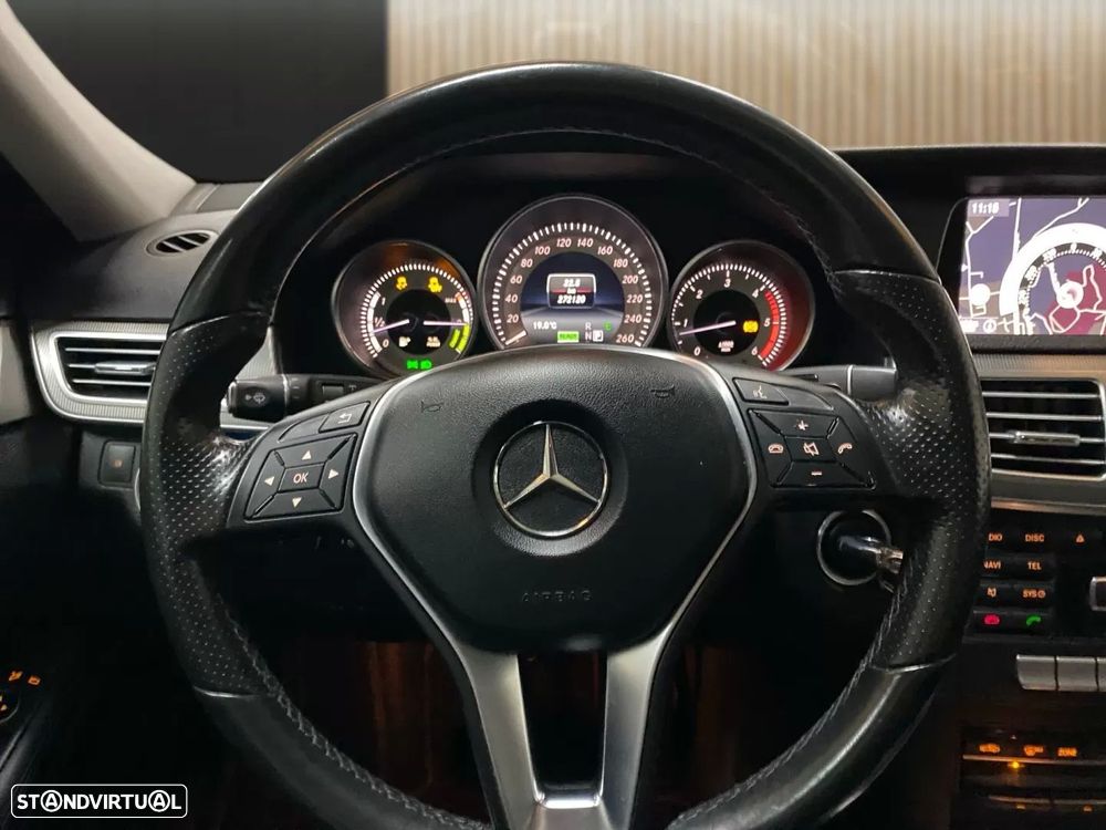 Mercedes-Benz E 300 Bluetec Hybrid Avantgarde - 9