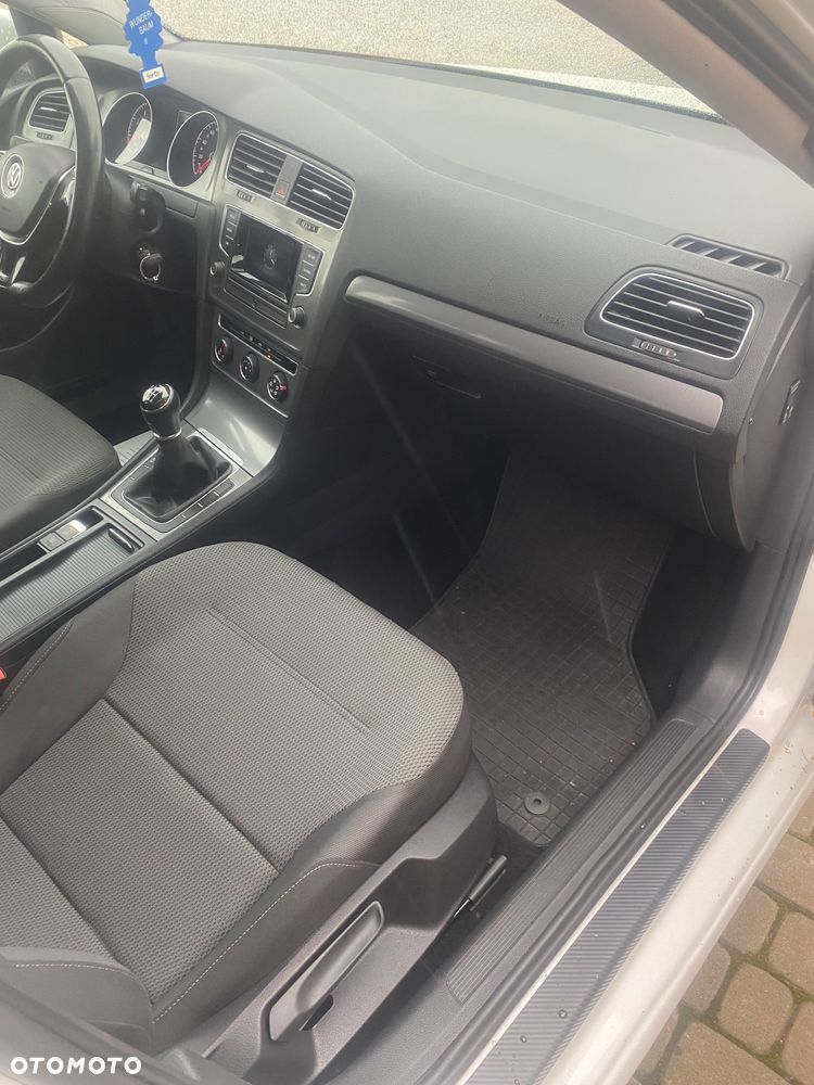 Volkswagen Golf 1.2 TSI BMT Trendline EU6 - 9