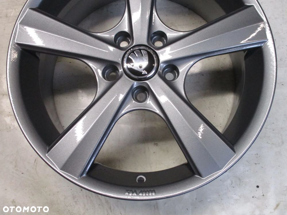 FELGI ALUMINIOWE 17 SKODA OCTAVIA SUPERB YETI ET44 - 3